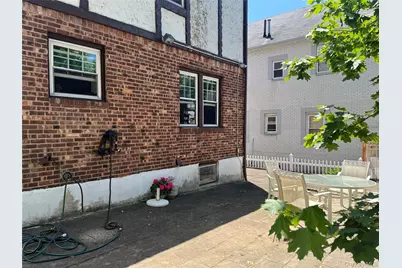 24829 Cambria Avenue, Little Neck, NY 11362 - Photo 22