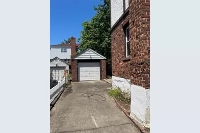 24829 Cambria Avenue, Little Neck, NY 11362 - Photo 24