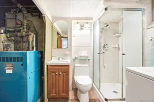 85-65 67th Dr, Rego Park, NY 11374 - Photo 34