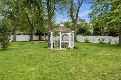 1600 Grand Avenue #P3, Baldwin, NY 11510 - Photo 2