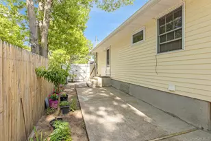 30 Paul Dr, Mastic, NY 11950 - Photo 16
