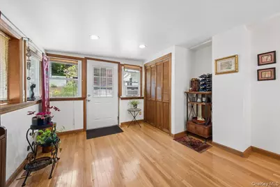 118 Hewitt Street, Lake Peekskill, NY 10537 - Photo 8
