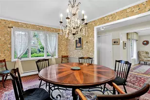 34 Wildwood Ln, East Hills, NY 11577 - Photo 6