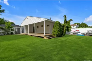170 W 9th St, Deer Park, NY 11729 - Photo 22
