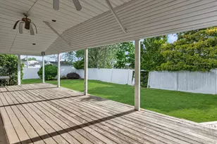 170 W 9th St, Deer Park, NY 11729 - Photo 20
