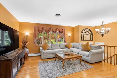 134 Linden Lane, Monroe, NY 10950 - Photo 6