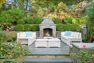 26 Round Hill Rd, Greenwich, CT 06830 - Photo 4