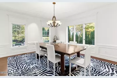 26 Round Hill Road, Greenwich, CT 06830 - Photo 8