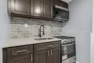 434 N Alleghany Ave, Lindenhurst, NY 11757 - Photo 12