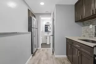 434 N Alleghany Ave, Lindenhurst, NY 11757 - Photo 10