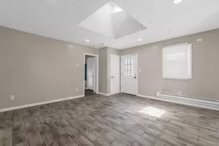 434 N Alleghany Ave, Lindenhurst, NY 11757 - Photo 6