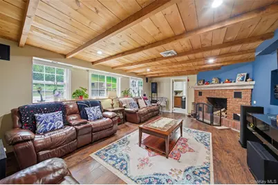 10 Tanyard Lane, Huntington, NY 11743 - Photo 28