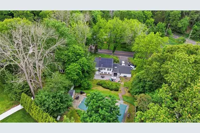 10 Tanyard Lane, Huntington, NY 11743 - Photo 44