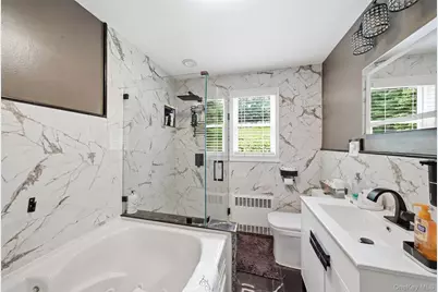10 Tanyard Lane, Huntington, NY 11743 - Photo 32