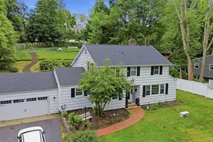10 Tanyard Ln, Huntington, NY 11743 - Photo 42