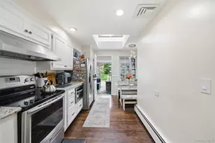 10 Tanyard Ln, Huntington, NY 11743 - Photo 22
