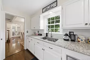 10 Tanyard Ln, Huntington, NY 11743 - Photo 26