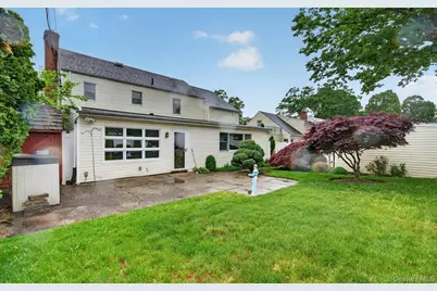 24 Purdue Road, Glen Cove, NY 11542 - Photo 32