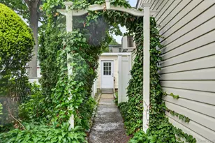 24 Purdue Rd, Glen Cove, NY 11542 - Photo 8