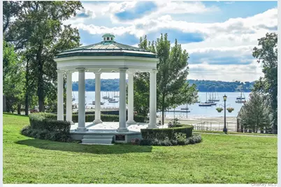 24 Purdue Road, Glen Cove, NY 11542 - Photo 38