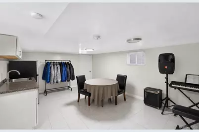 2919 Wellman Avenue, Bronx, NY 10461 - Photo 30