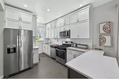 2919 Wellman Avenue, Bronx, NY 10461 - Photo 14
