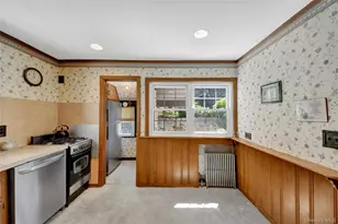 136 Midland Ave, Yonkers, NY 10705 - Photo 18