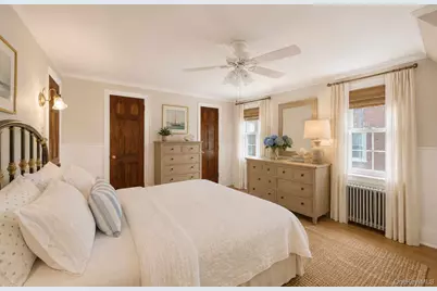 136 Midland Avenue, Yonkers, NY 10705 - Photo 26