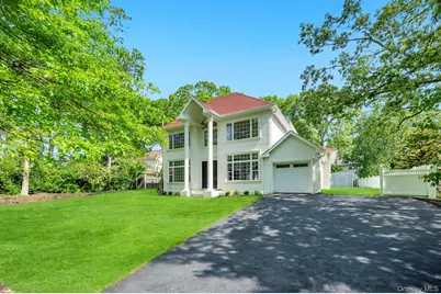 11 Amboy Lane, Lake Grove, NY 11755 - Photo 4