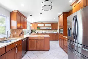 24 Sheldrake Pl, New Rochelle, NY 10804 - Photo 6