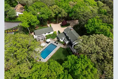 91 E Tiana Road, Hampton Bays, NY 11946 - Photo 40