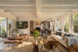 91 E Tiana Rd, Hampton Bays, NY 11946 - Photo 6