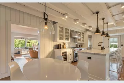 91 E Tiana Road, Hampton Bays, NY 11946 - Photo 14