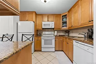 300 High Point Dr, Hartsdale, NY 10530 - Photo 8