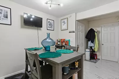 1020 E 213th Street, Bronx, NY 10469 - Photo 20