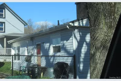1 Hampton Place, Newburgh, NY 12550 - Photo 6