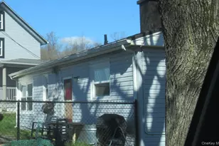 1 Hampton Pl, Newburgh, NY 12550 - Photo 6