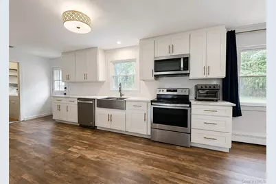 89 Lincoln Avenue, Mastic Beach, NY 11951 - Photo 4