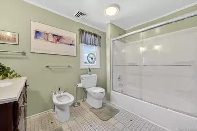 250 Rombout Avenue, Beacon, NY 12508 - Photo 20