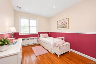 144-49 70th Ave, Kew Gardens, NY 11367 - Photo 20