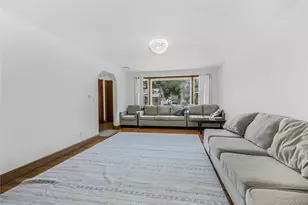 107 Hayward St, Yonkers, NY 10704 - Photo 4