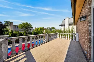 162-25 Cryders Ln, Whitestone, NY 11357 - Photo 30