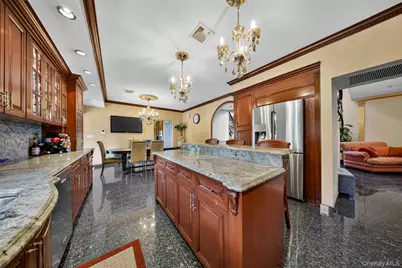 162-25 Cryders Lane, Whitestone, NY 11357 - Photo 16