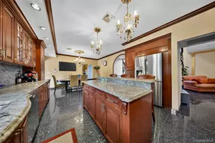 162-25 Cryders Ln, Whitestone, NY 11357 - Photo 16