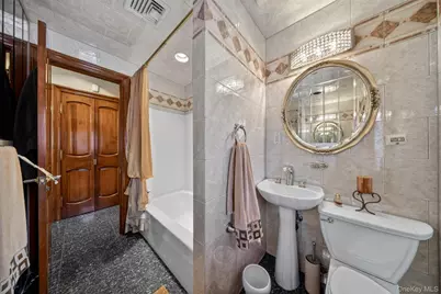 162-25 Cryders Lane, Whitestone, NY 11357 - Photo 28