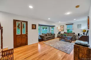 75 Elm Ave, Smithtown, NY 11787 - Photo 6