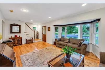 75 Elm Avenue, Smithtown, NY 11787 - Photo 4