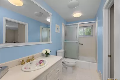 351 London Road, Yorktown Heights, NY 10598 - Photo 18