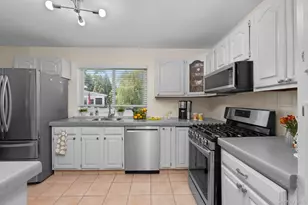 351 London Rd, Yorktown Heights, NY 10598 - Photo 12
