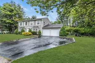 23 Magnet St, Stony Brook, NY 11790 - Photo 2